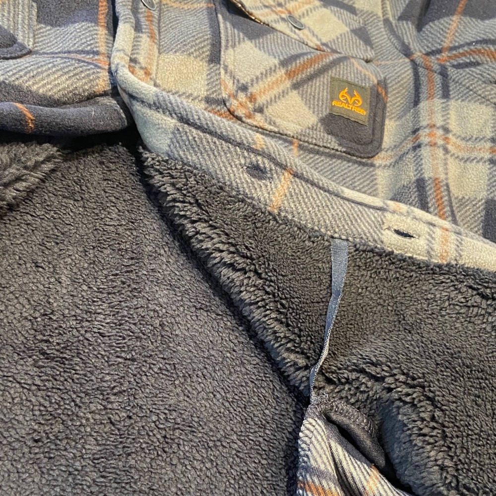 Realtree Blue and Gray Plaid Casual Button Down Shirt - Picture 9 of 13